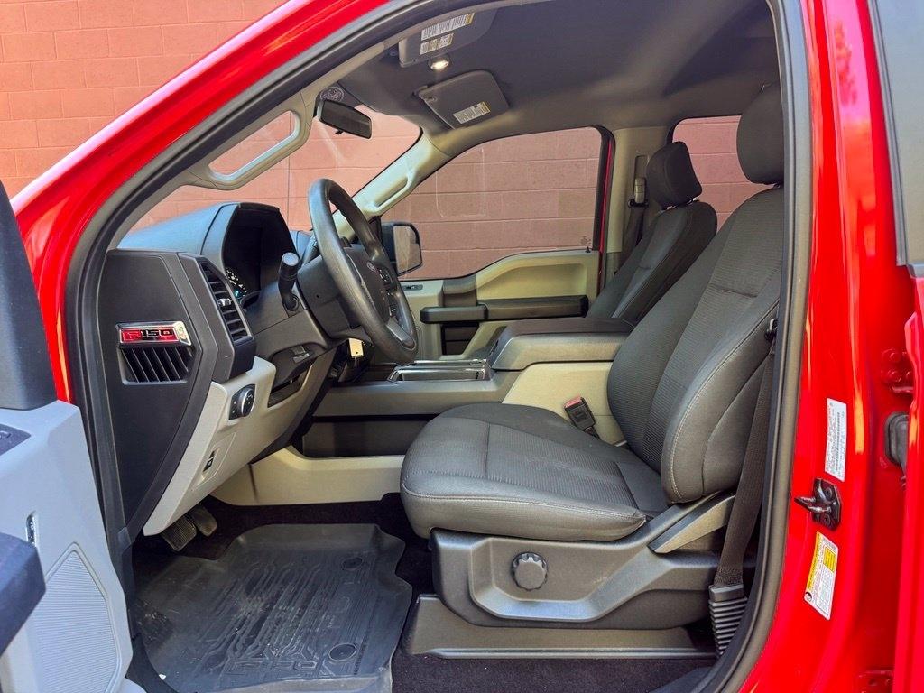 Ford F-150 photo 9