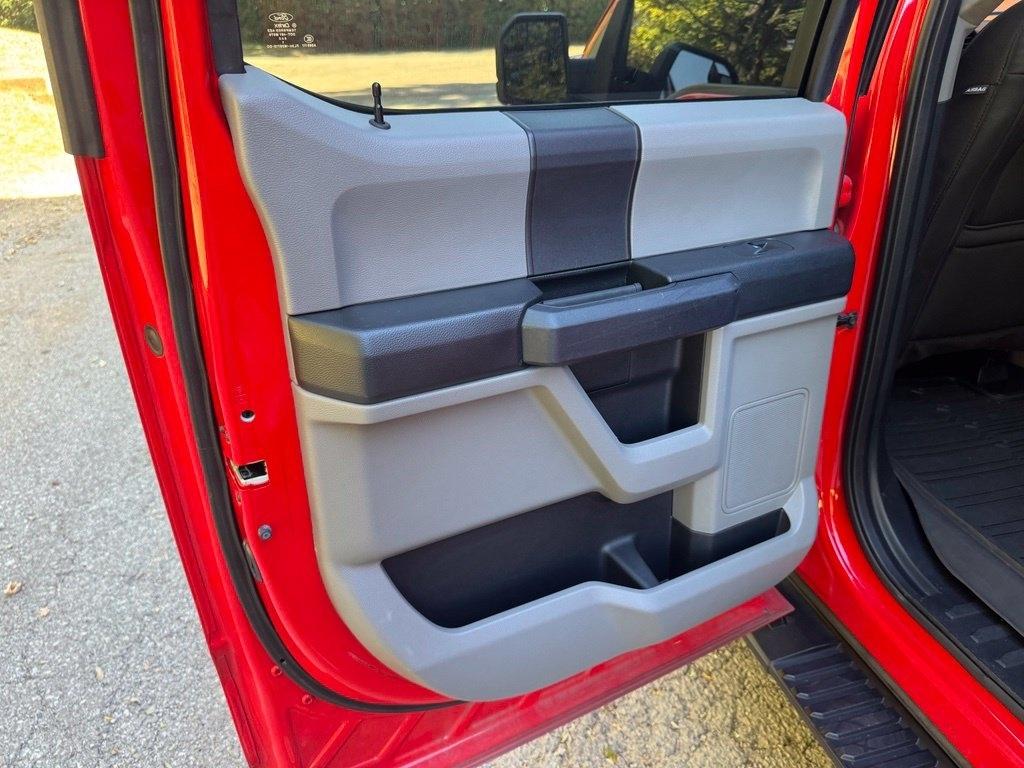Ford F-150 photo 22