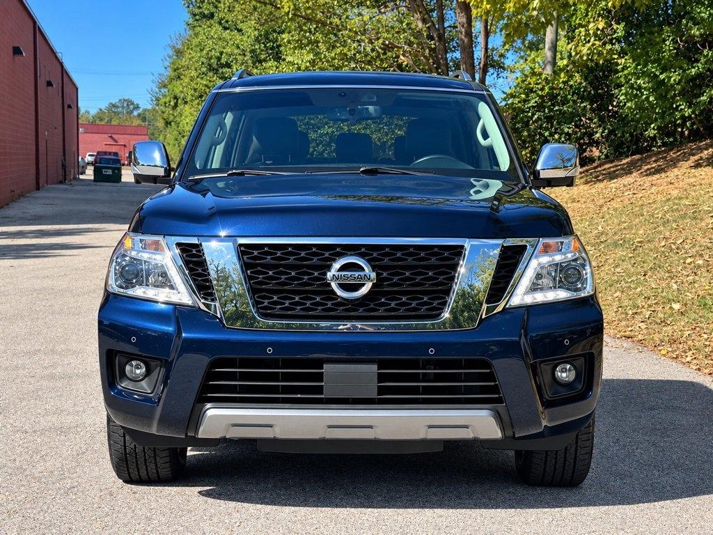 Nissan Armada photo 3
