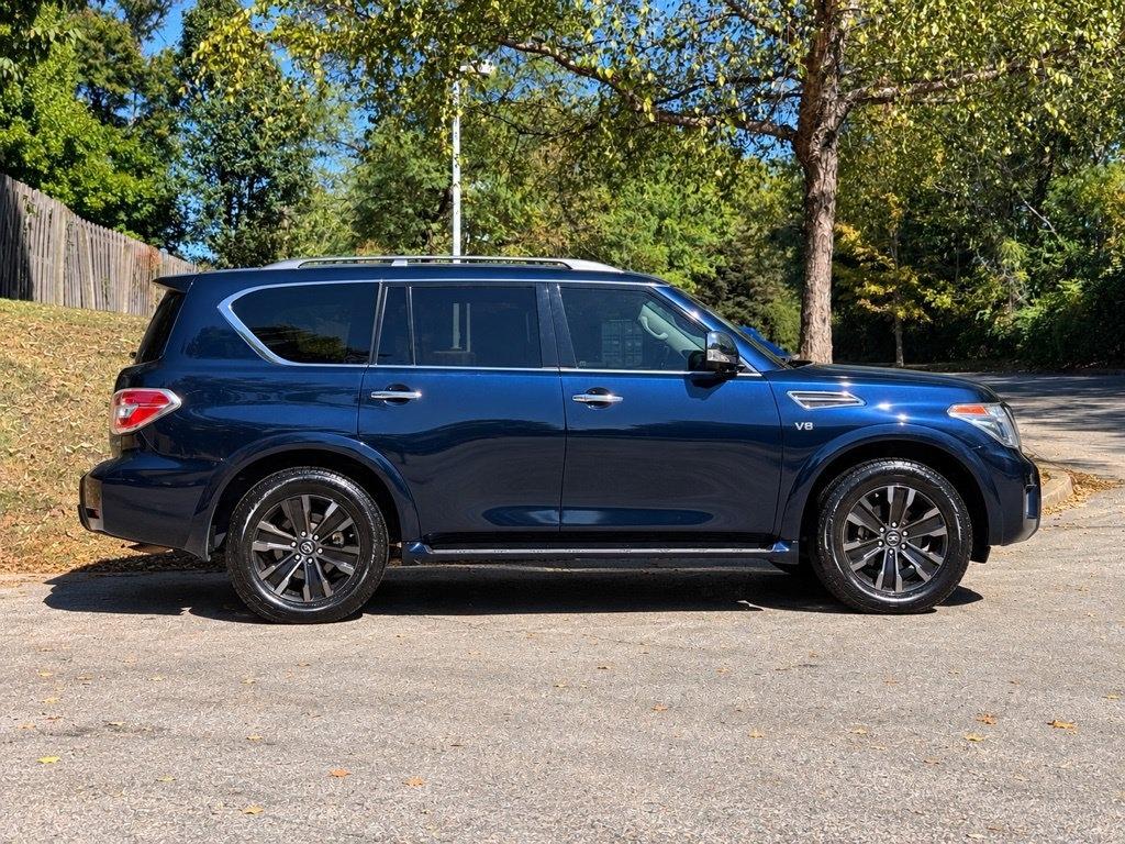 Nissan Armada photo 4