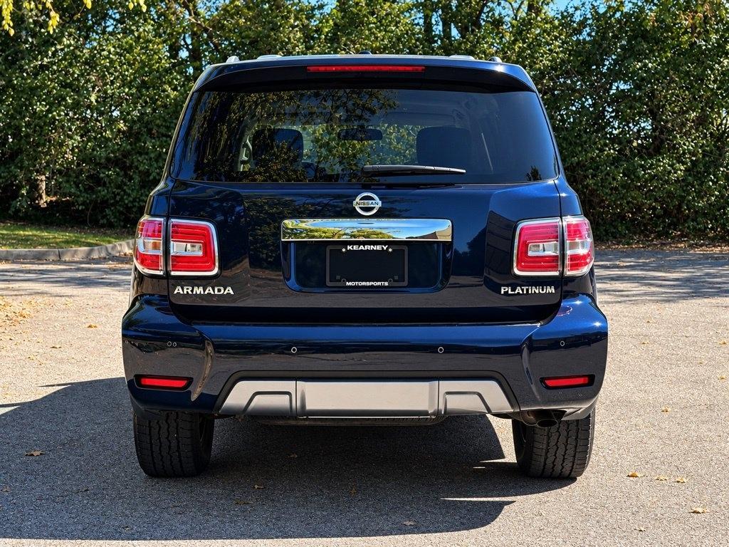 Nissan Armada photo 6