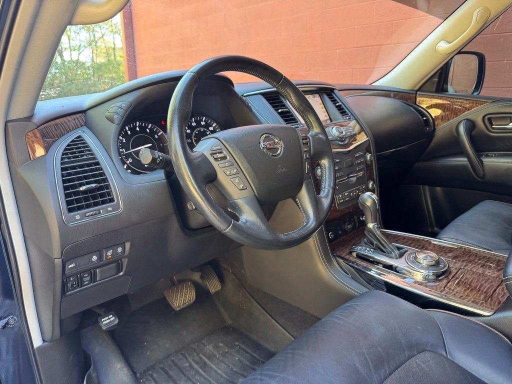 Nissan Armada photo 9