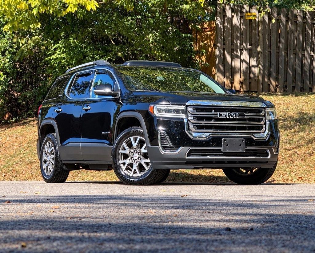 GMC Acadia photo 2