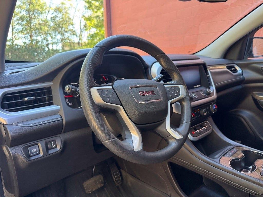 GMC Acadia  2022
