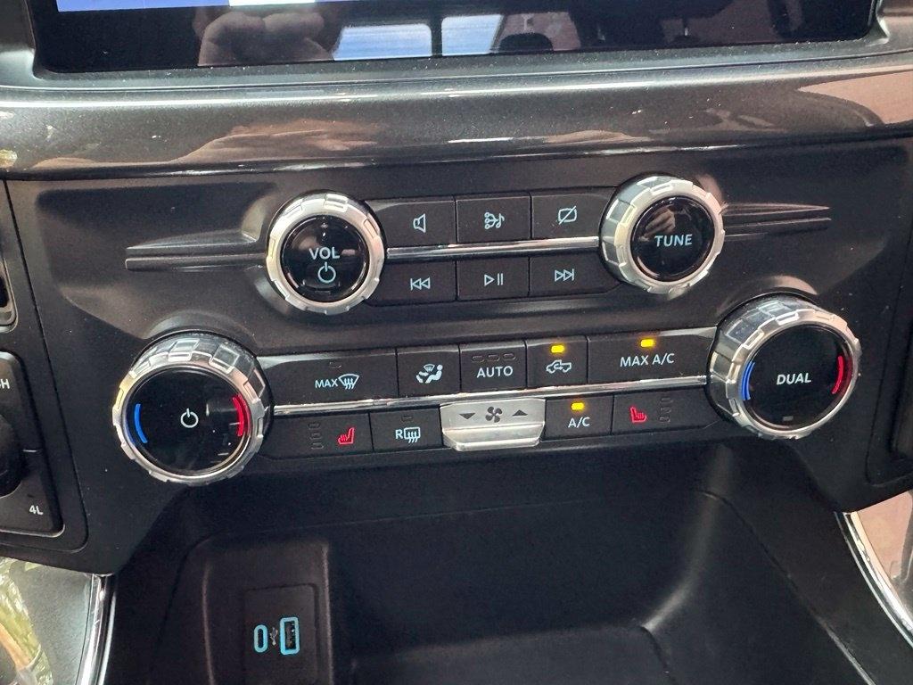 Ford F-150 photo 22