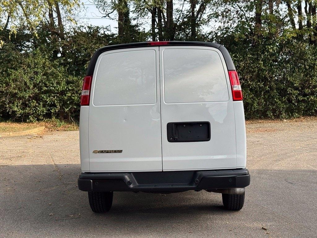 Chevrolet Express Cargo Van  2021