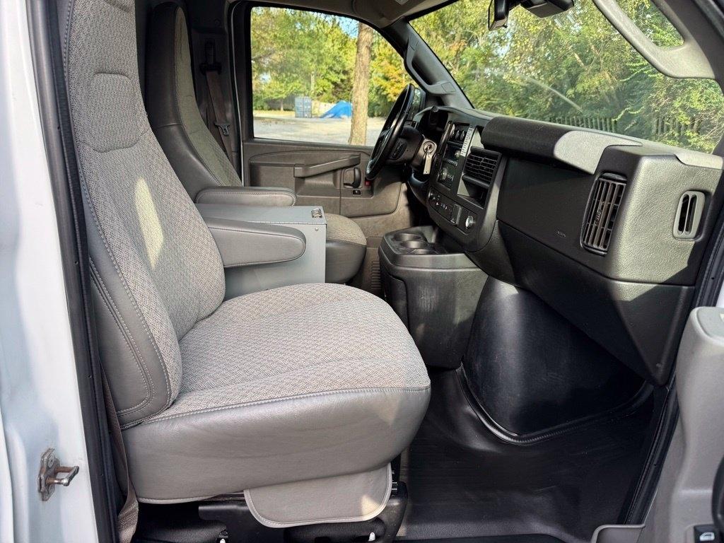 Chevrolet Express Cargo Van  2021
