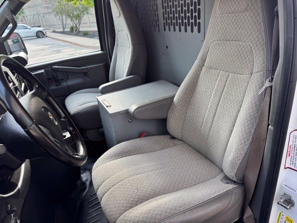 Chevrolet Express Cargo Van  2021