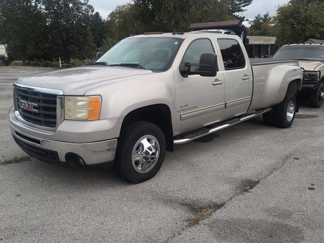 Silver 2008 GMC Sierra 3500HD Pickup Truck Four-Wheel Drive 6-Speed Automatic