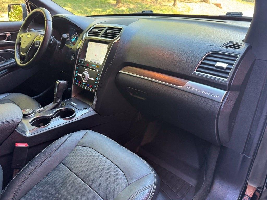 Ford Explorer  2017