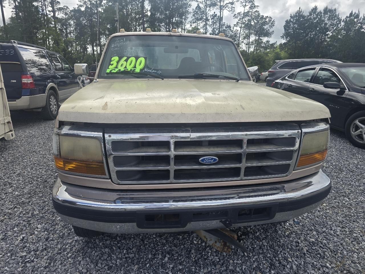 Ford F-350 XL Crew Cab 2WD 1996