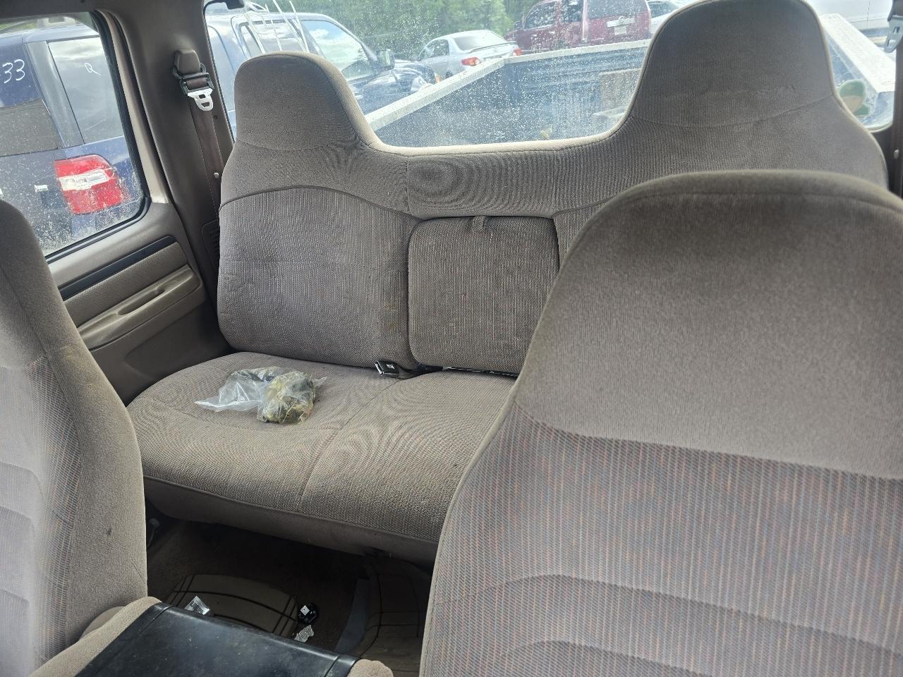 Ford F-350 XL Crew Cab 2WD 1996