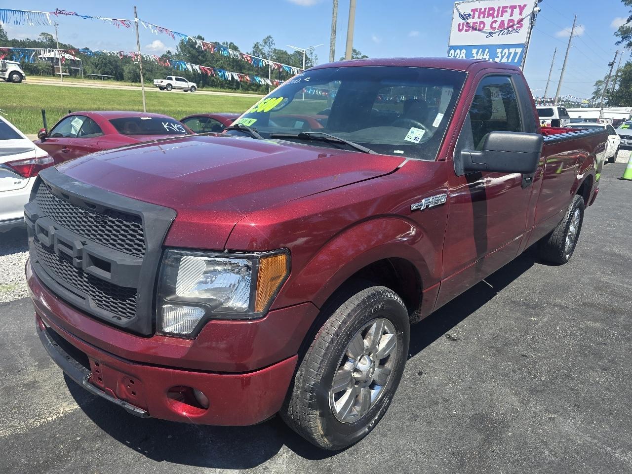 Ford F-150 2WD Reg Cab 126" XL 2011