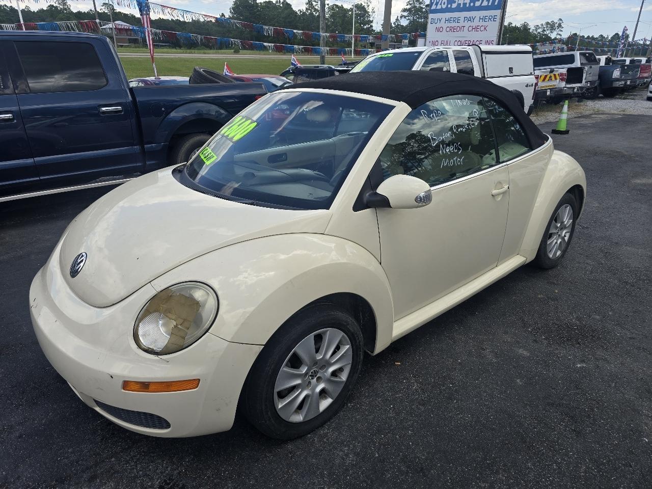 Volkswagen New Beetle S Convertible 2008