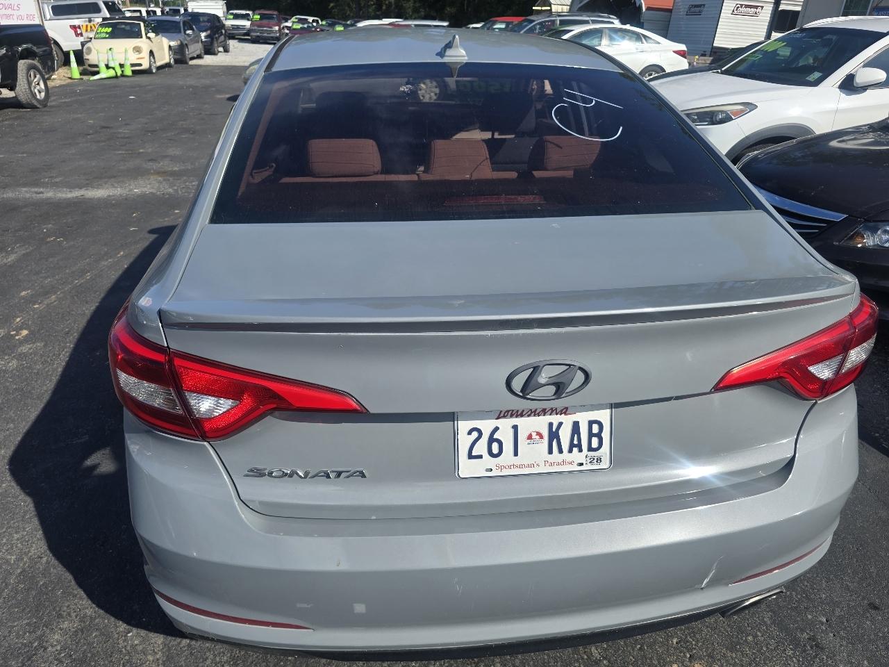 Hyundai Sonata SE 2015
