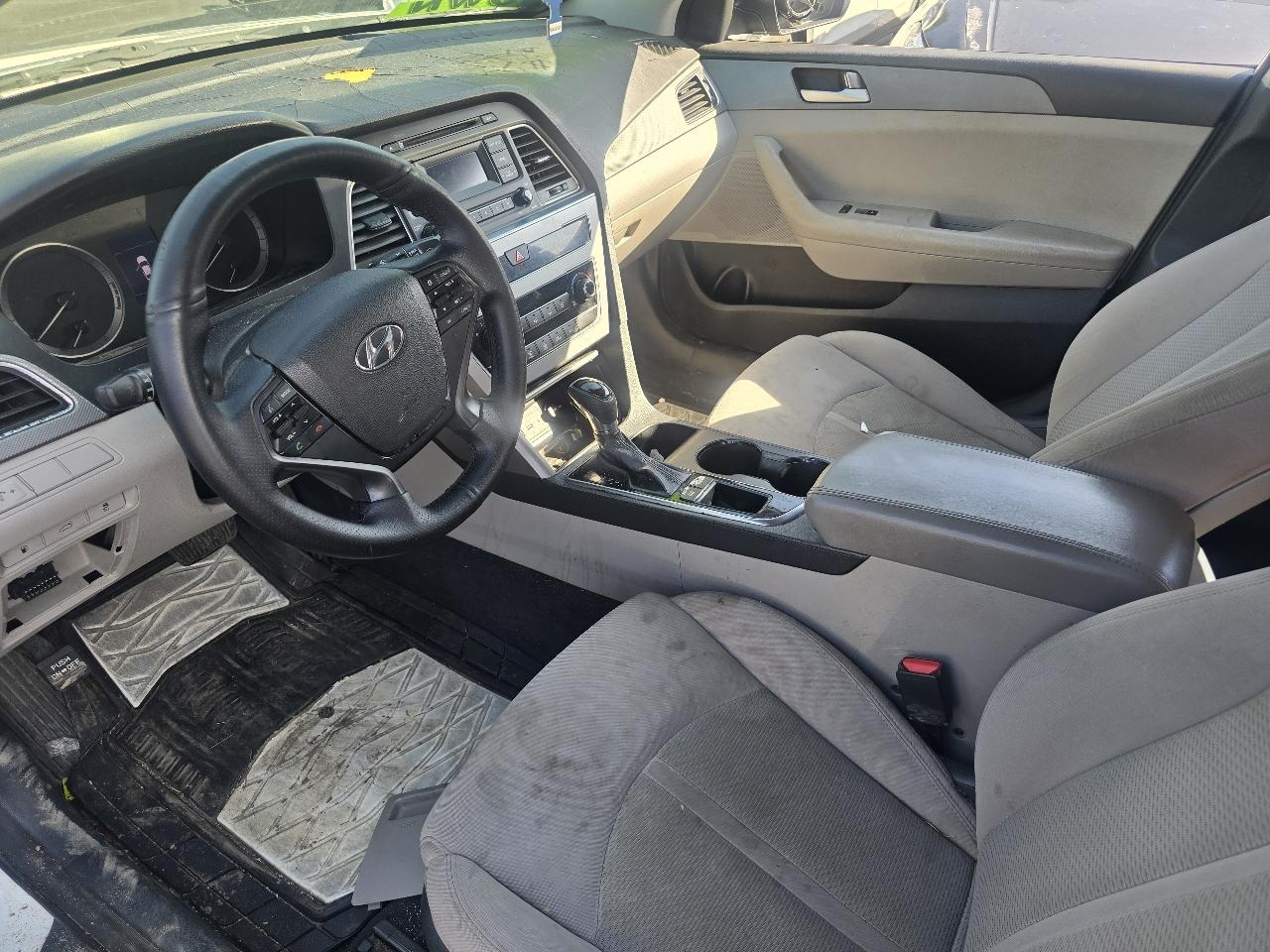 Hyundai Sonata SE 2015