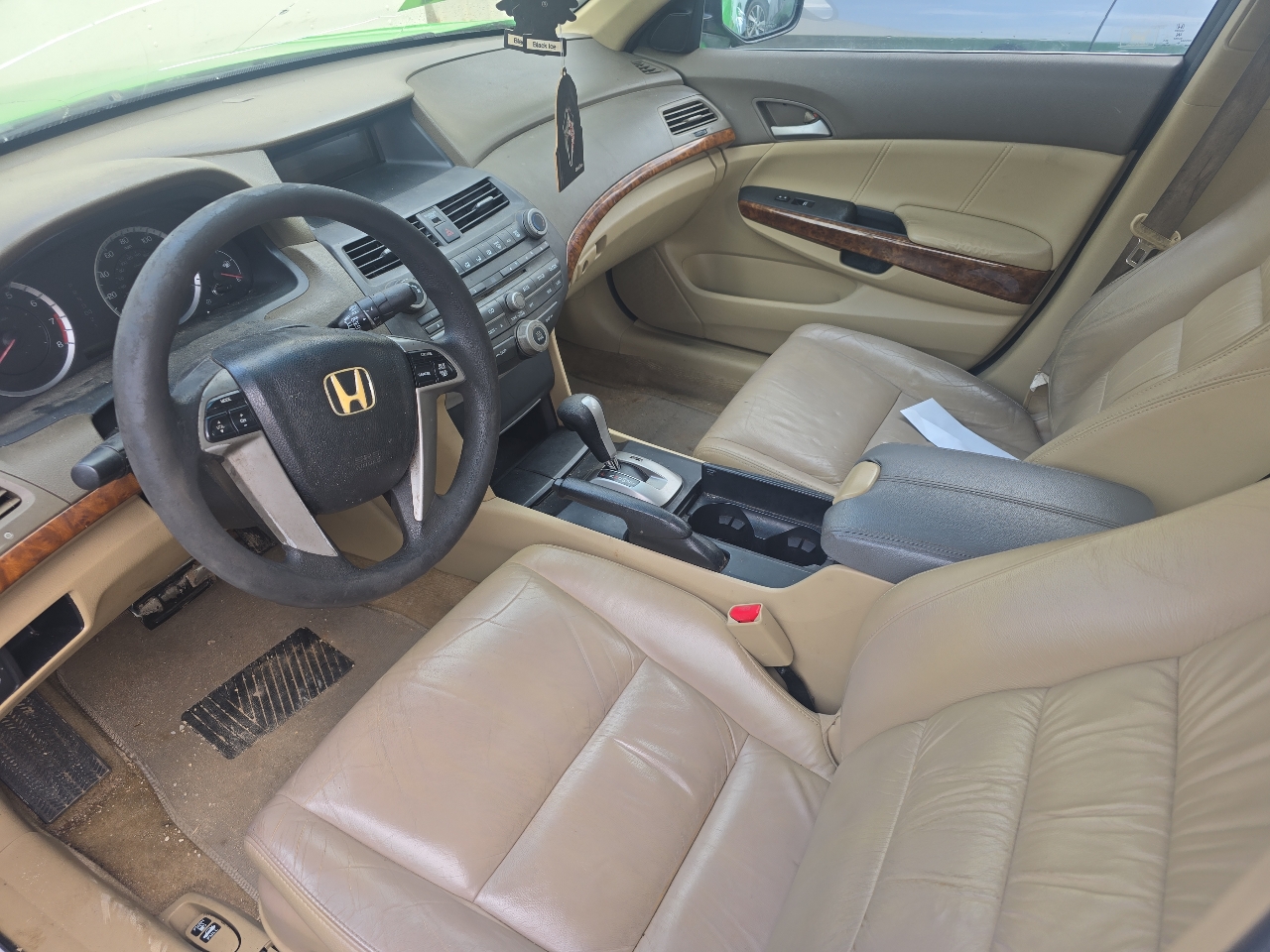 Honda Accord LX-P Sedan AT 2010