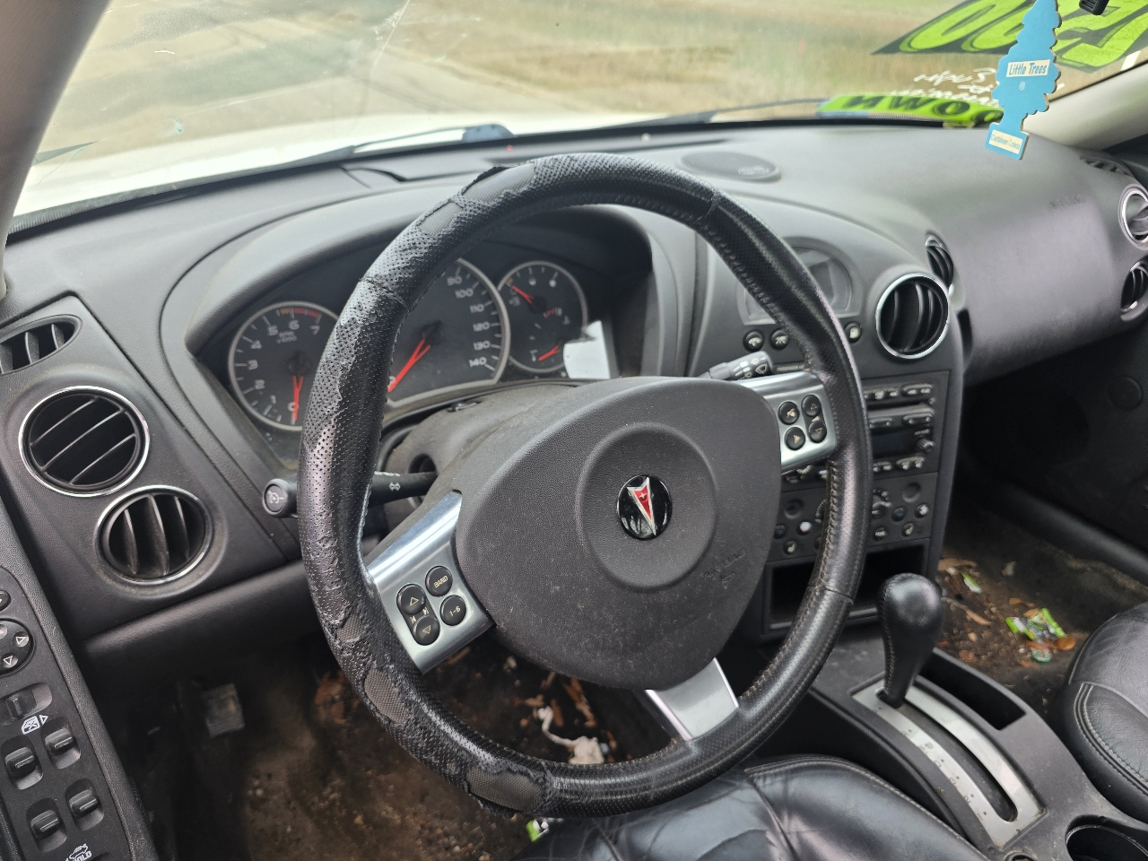 Pontiac Grand Prix Sedan 2008