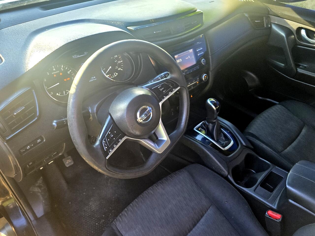 Nissan Rogue S 2WD 2017 Nissan Rogue S 2WD 2017