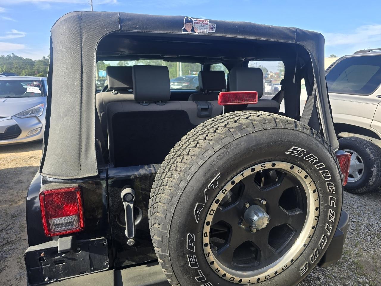 Jeep Wrangler Sahara 4WD 2010