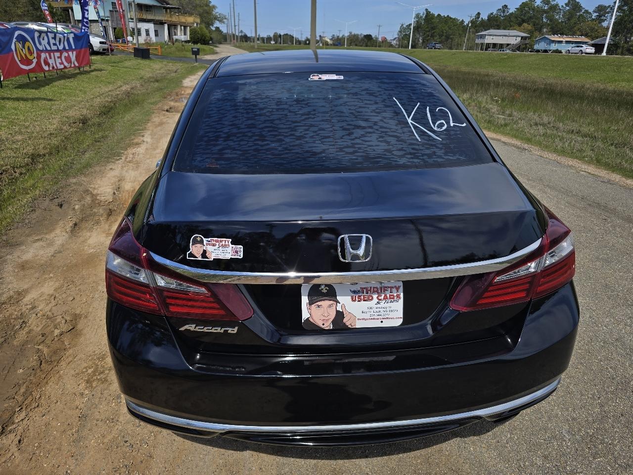 Honda Accord LX Sedan CVT 2017