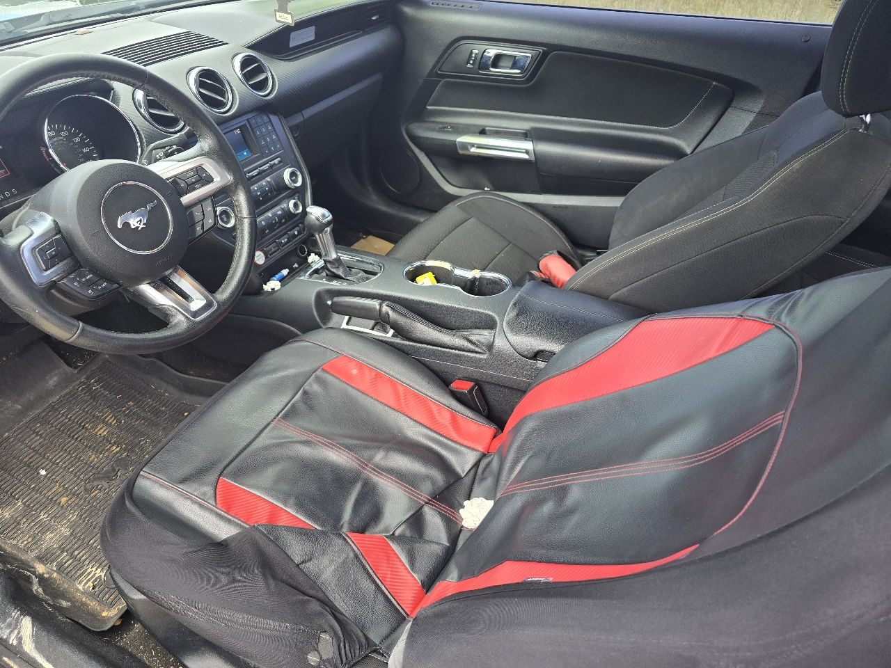 Ford Mustang V6 Coupe 2017