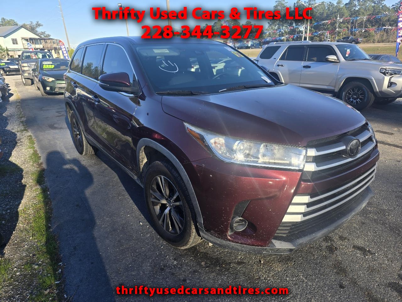 Toyota Highlander LE Plus FWD V6 2019