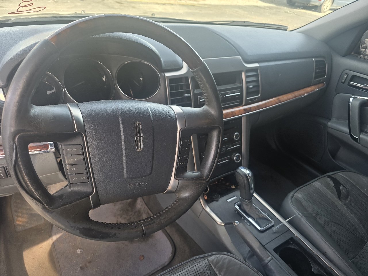 Lincoln MKZ FWD 2010