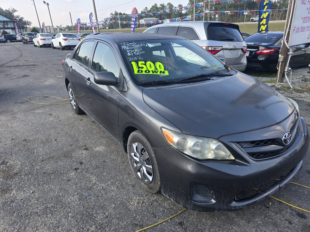 Toyota Corolla S 5-Speed MT 2012