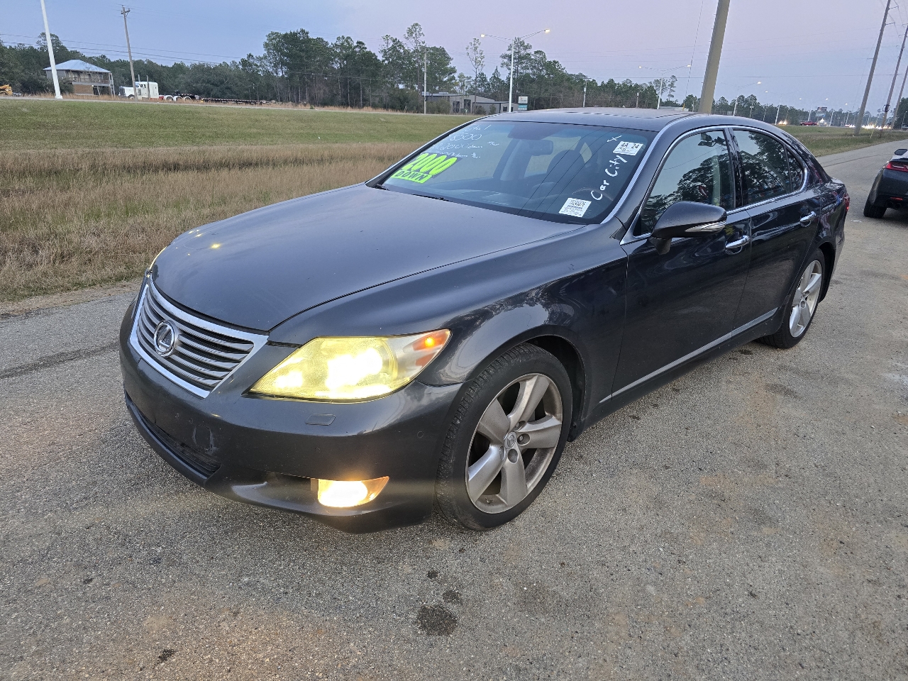 Lexus LS 460 Luxury Sedan 2010