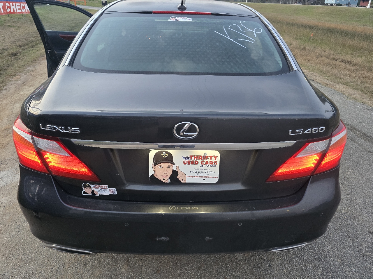 Lexus LS 460 Luxury Sedan 2010