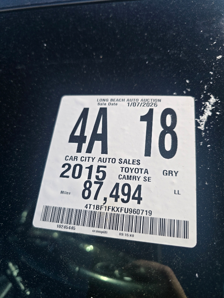 Toyota Camry SE 2015