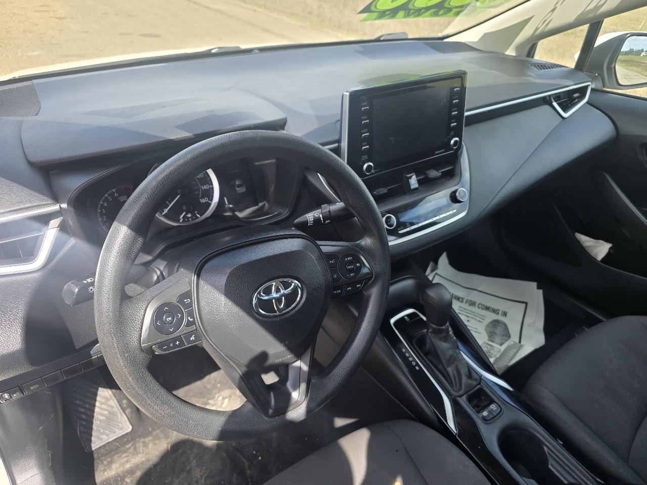 Toyota Corolla LE 2021