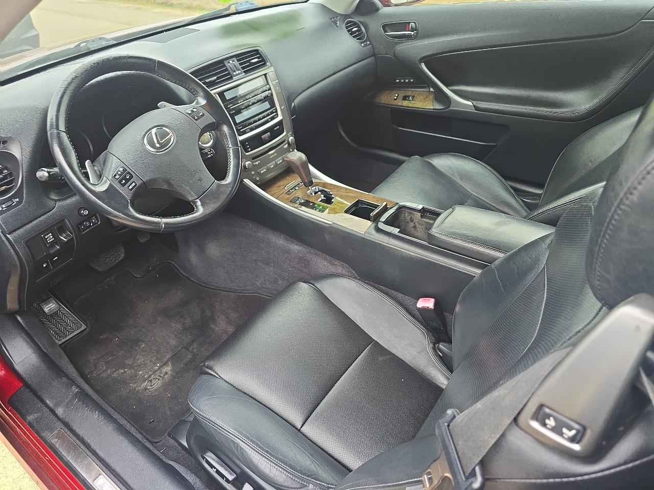 Lexus IS C IS 250C 2010