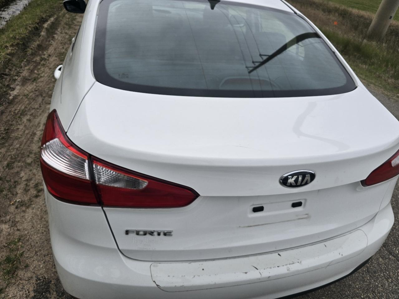 Kia Forte LX w/Popular Package 2016