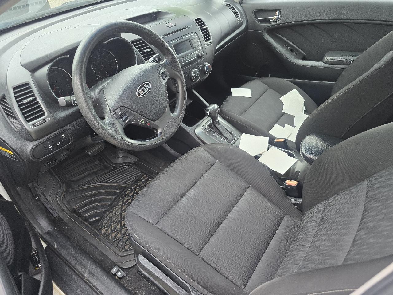 Kia Forte LX w/Popular Package 2016