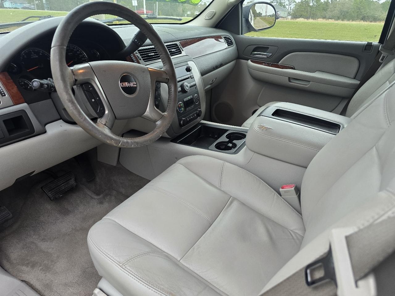 GMC Yukon SLT-1 2WD 2009