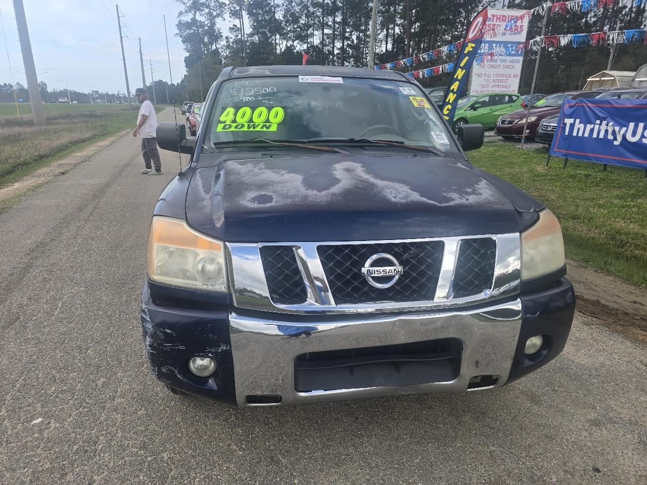 Nissan Titan LE Crew Cab 2WD SWB 2010