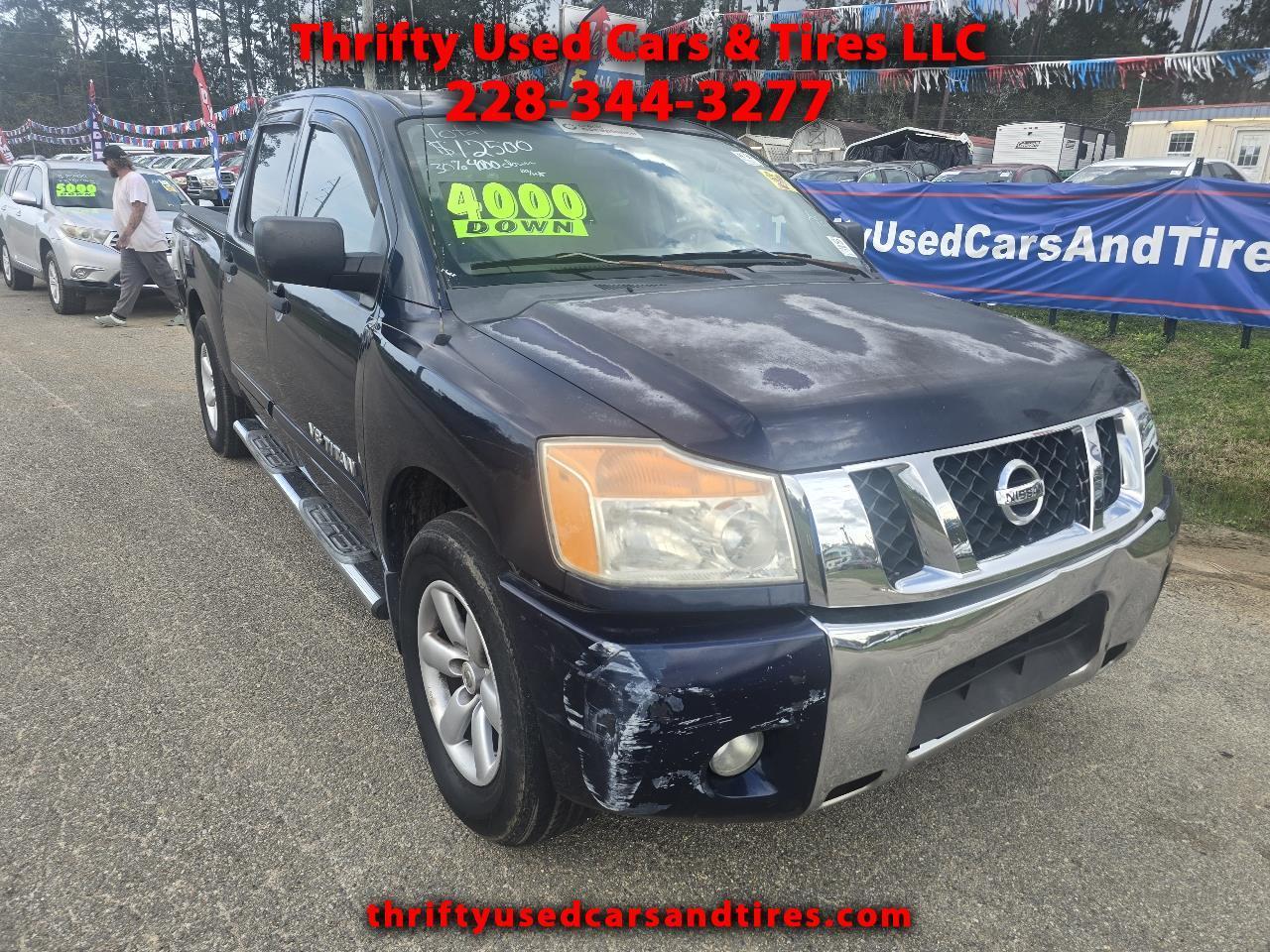 Nissan Titan LE Crew Cab 2WD SWB 2010