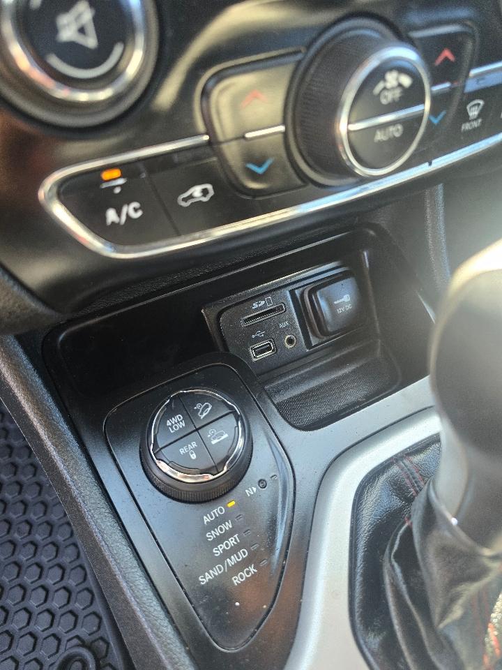 Jeep Cherokee Trailhawk 4WD 2014