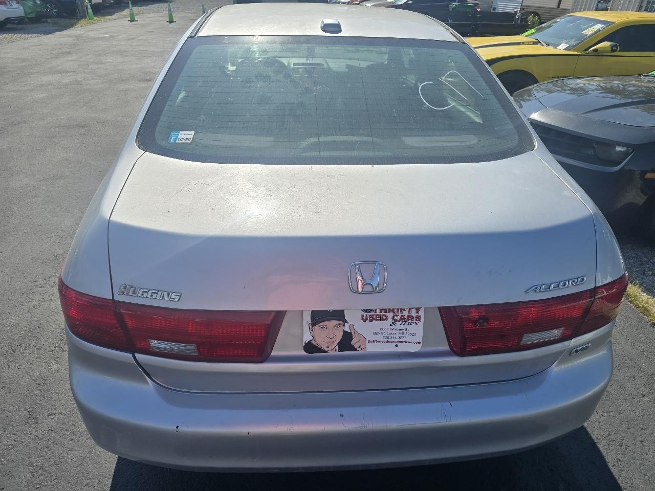 Honda Accord EX V-6 Sedan AT with Navigation System and XM Radi 2005