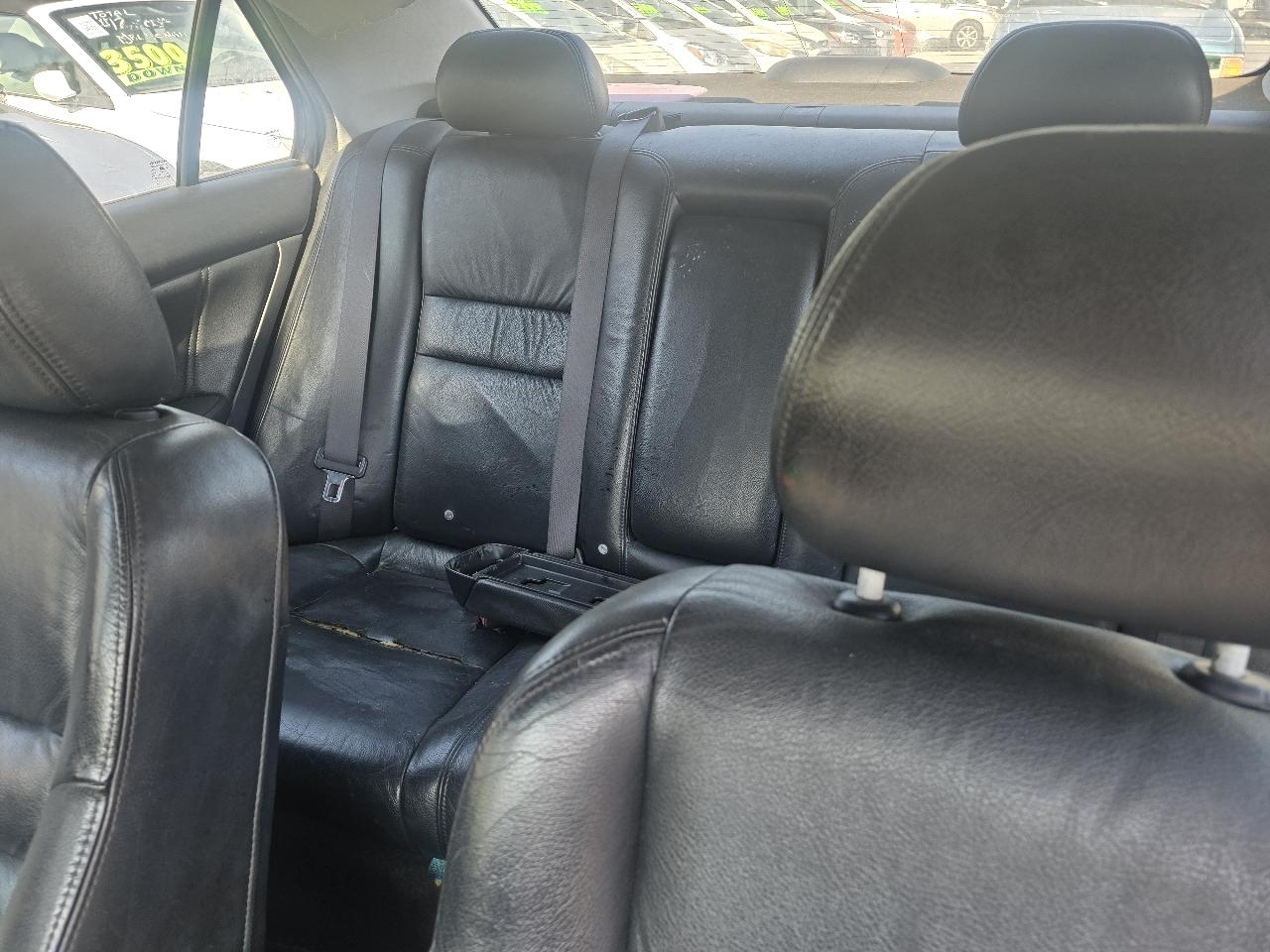 Honda Accord EX V-6 Sedan AT with Navigation System and XM Radi 2005