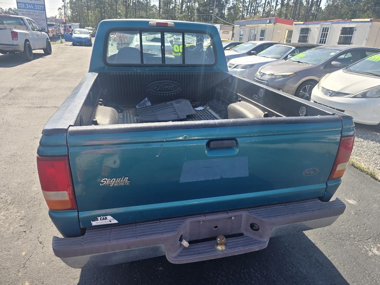 Ford Ranger XL Reg. Cab Short Bed 2WD 1997