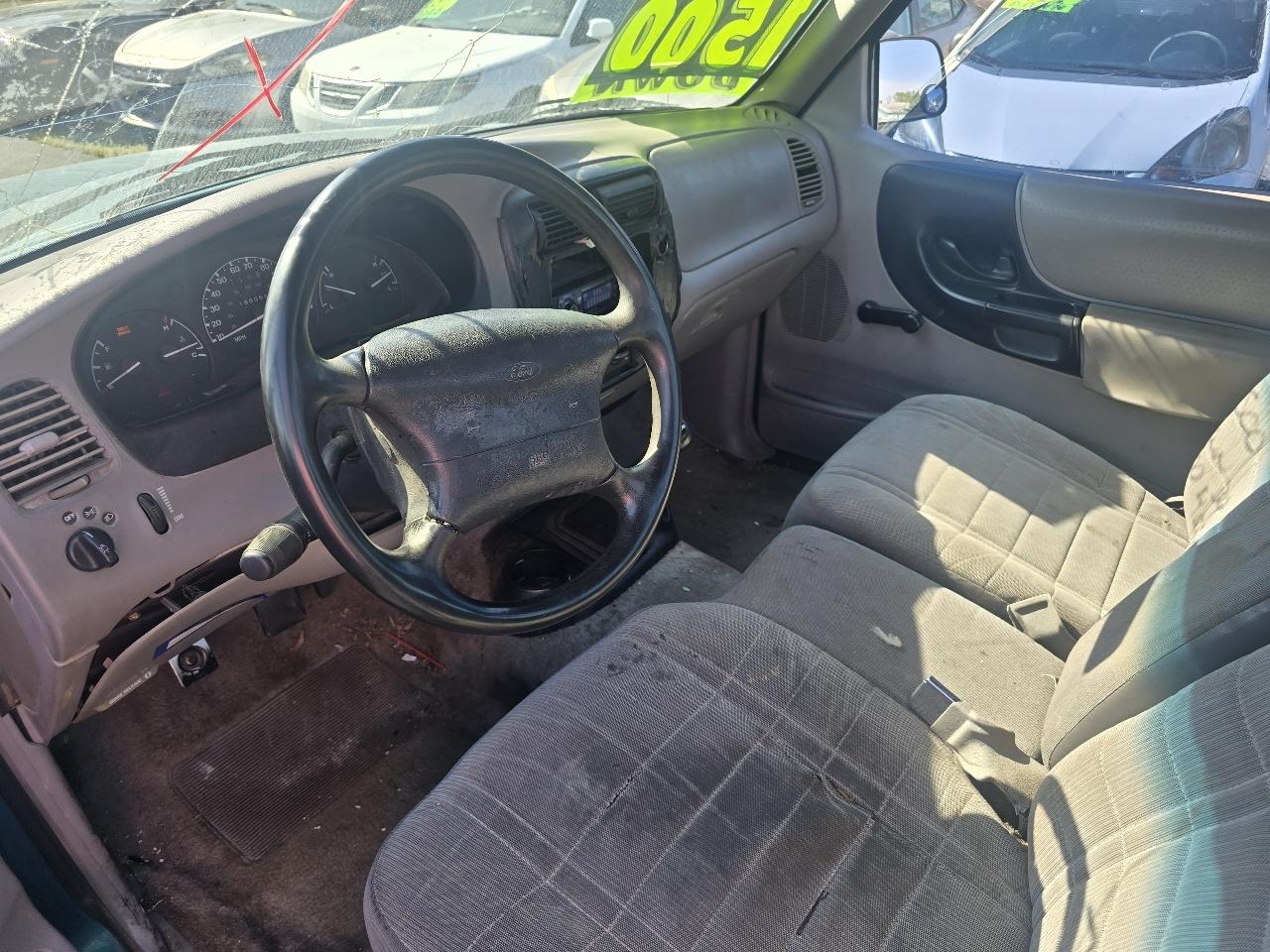 Ford Ranger XL Reg. Cab Short Bed 2WD 1997