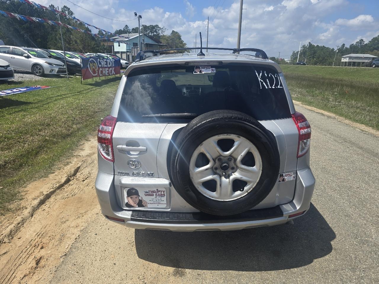 Toyota RAV4 Base I4 2WD 2009