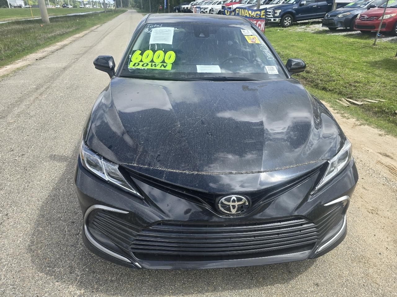 Toyota Camry LE 2021