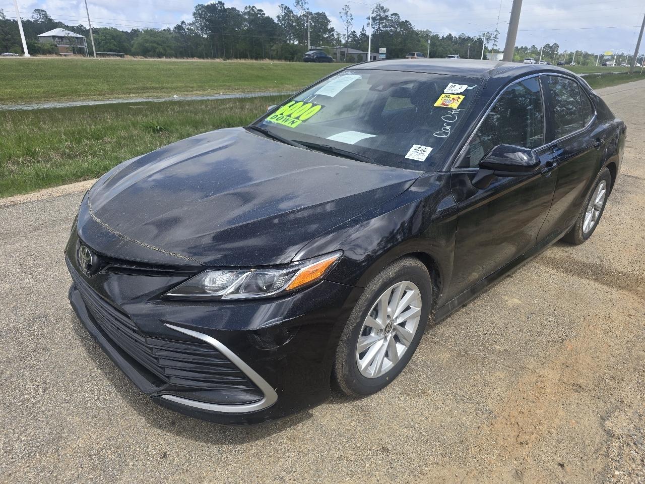 Toyota Camry LE 2021