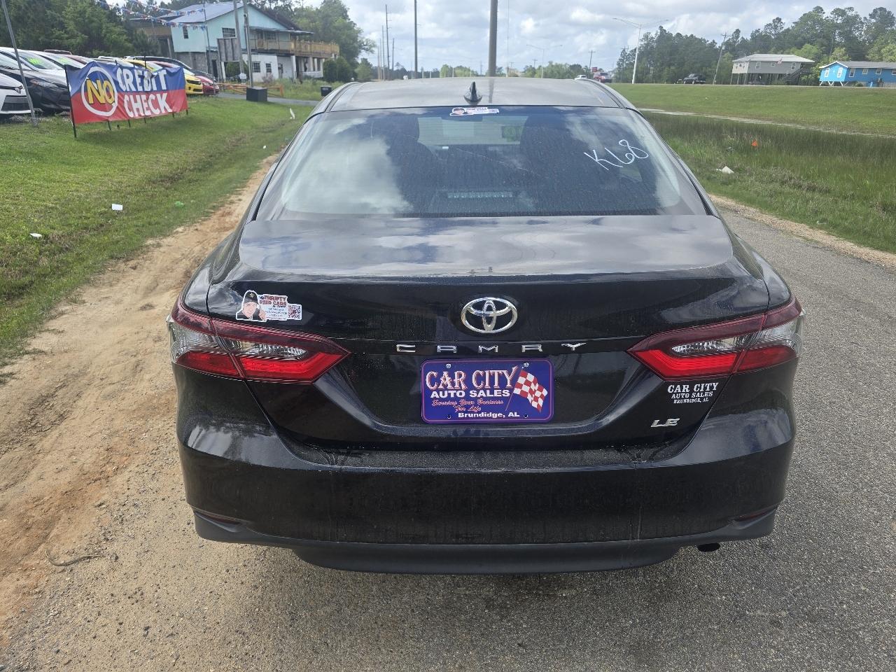 Toyota Camry LE 2021