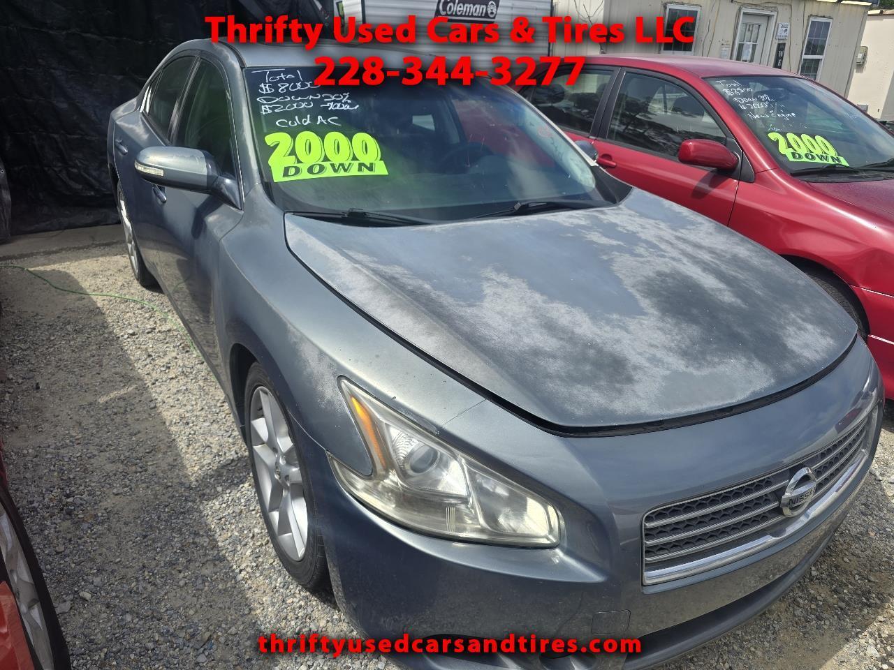 Nissan Maxima SV 2011