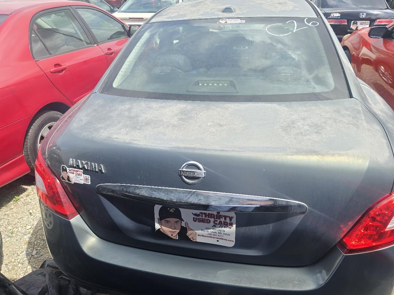 Nissan Maxima SV 2011